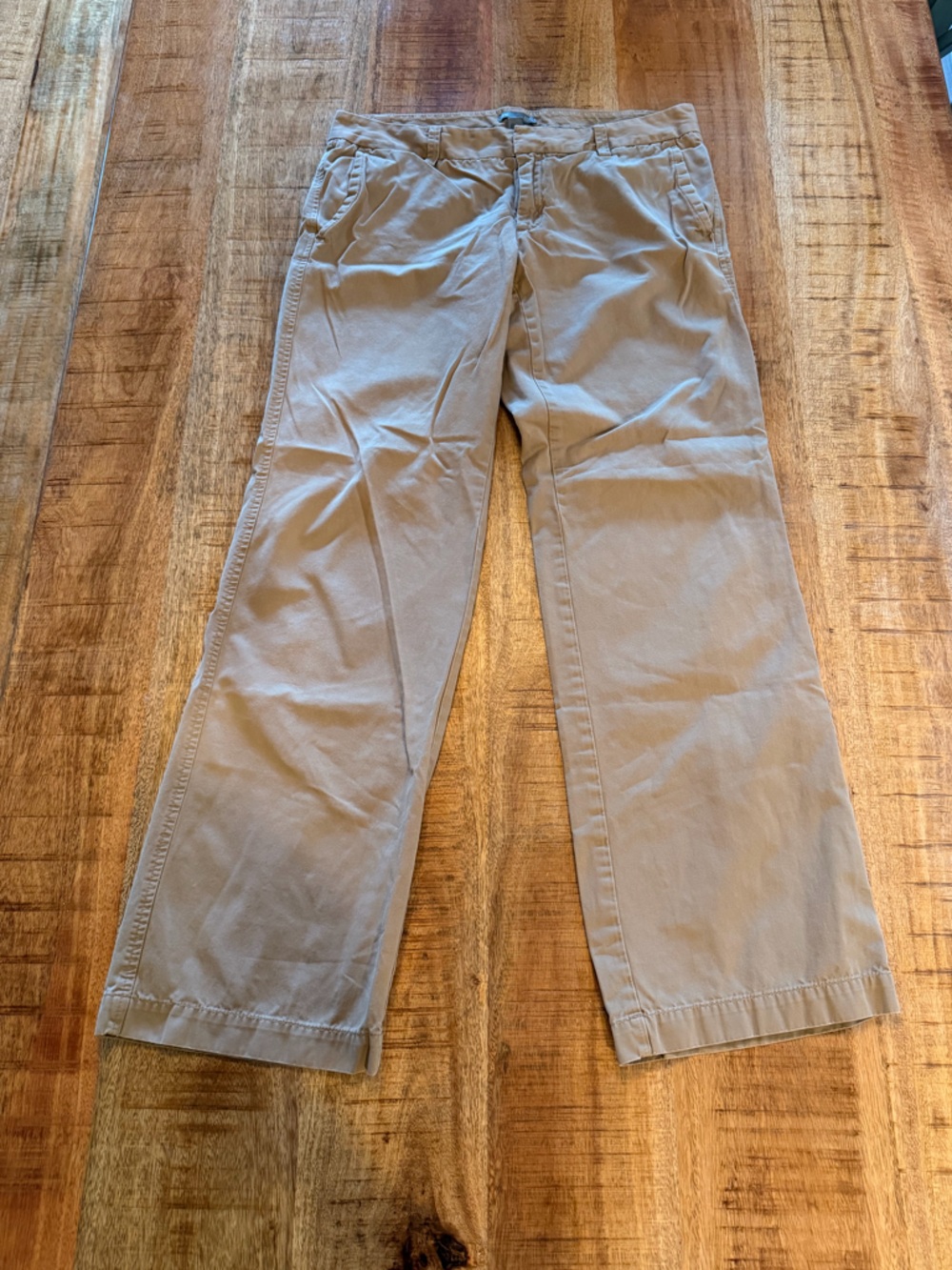 GAP Women’s Chino Pants - Light Tan